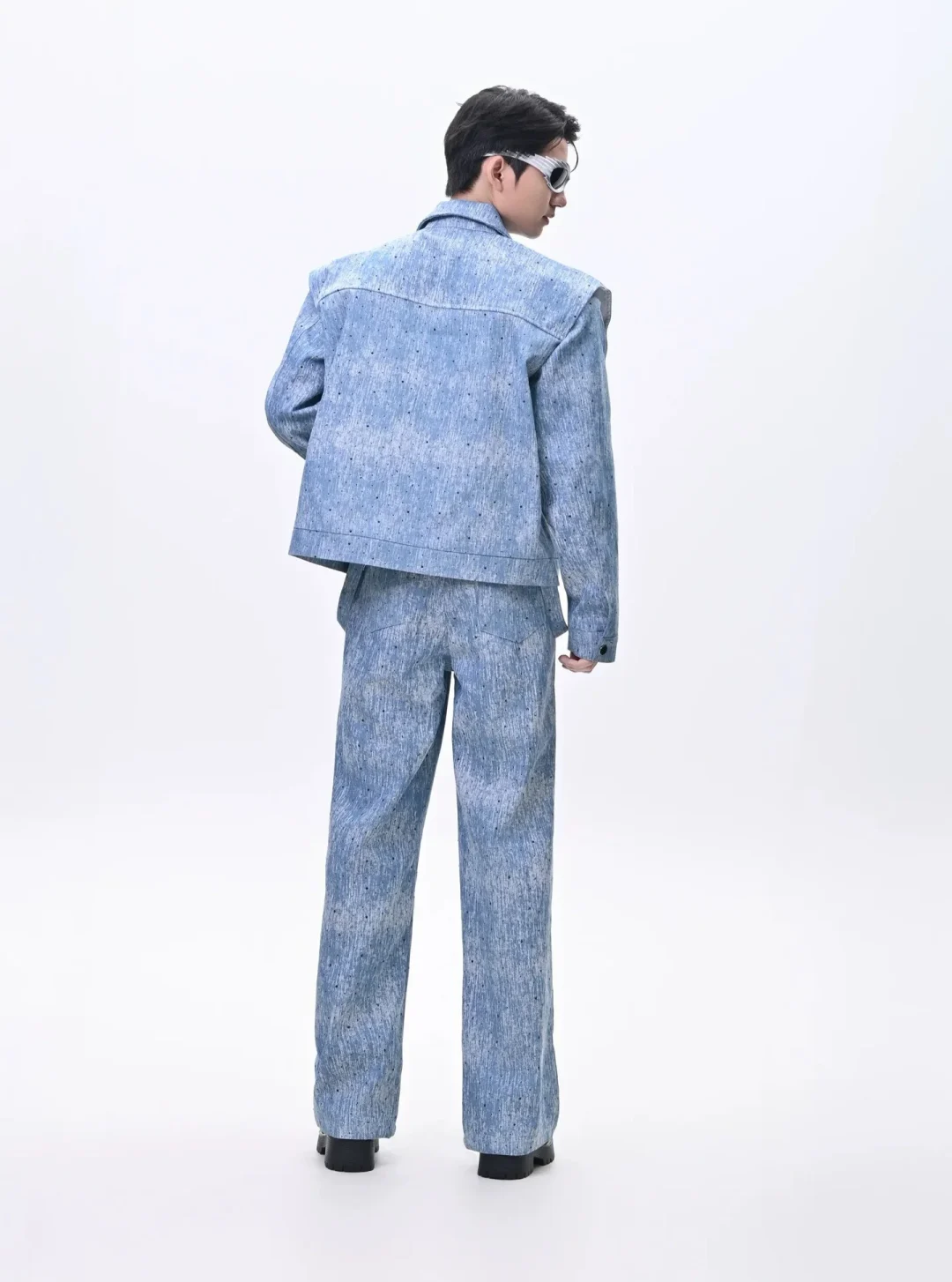 Photo 3 of Set denim đính đá độn vai nam