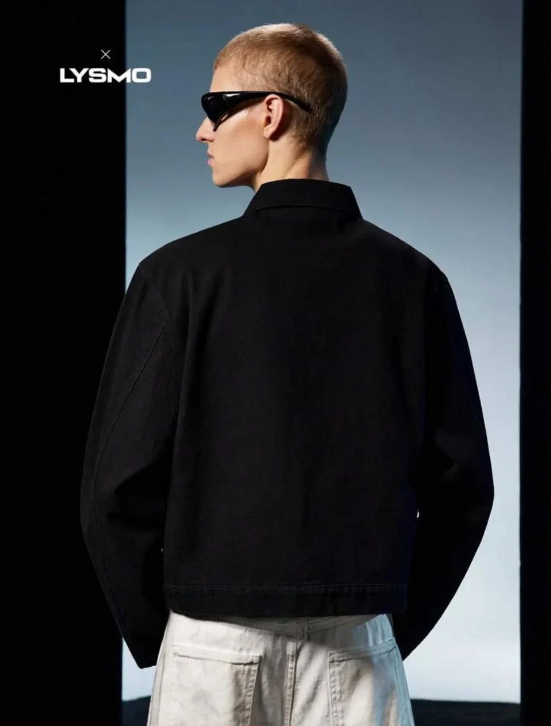 Ảnh 4 của Áo khoác jeans đính đá
