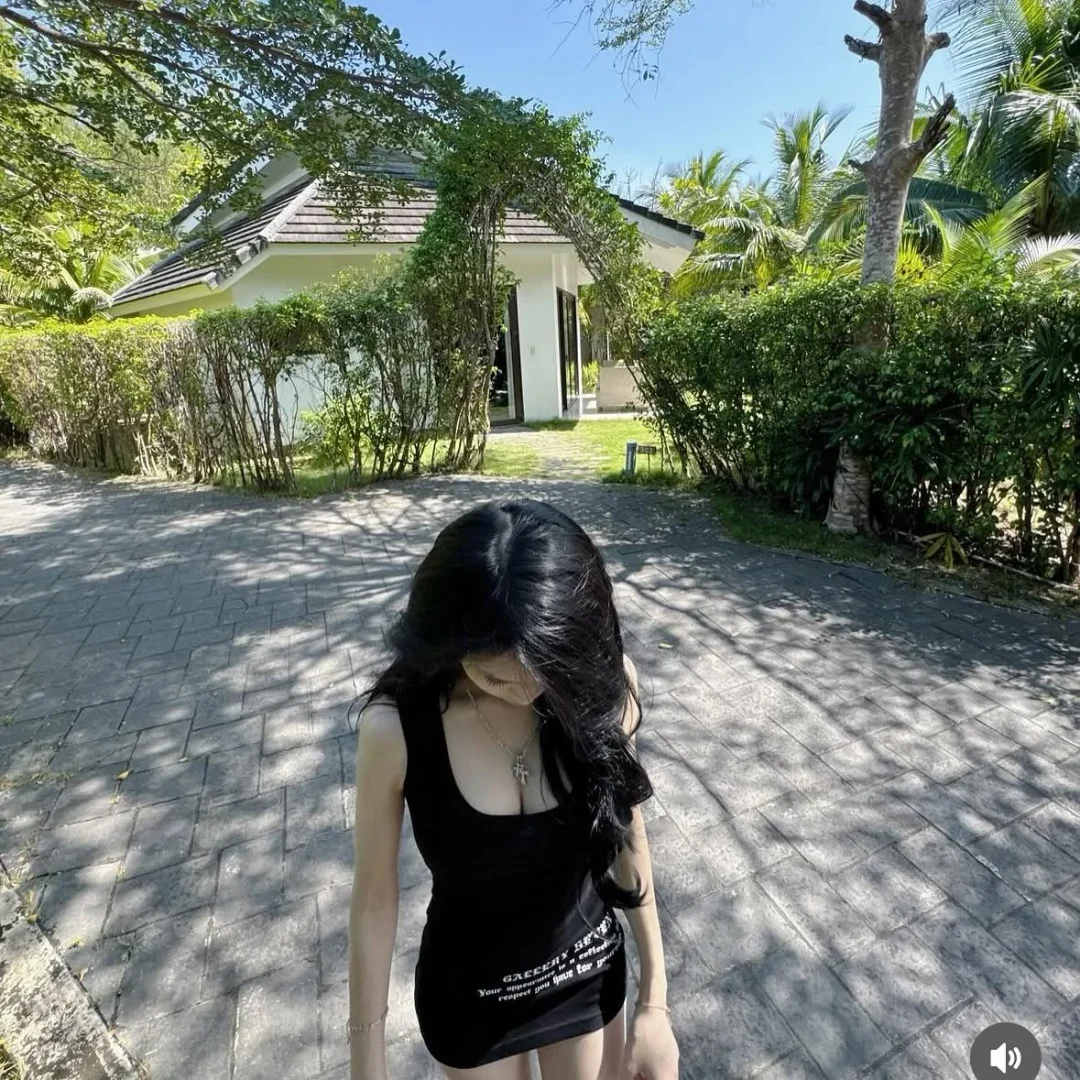 Ảnh 6 của Váy nữ Gallery Seven
