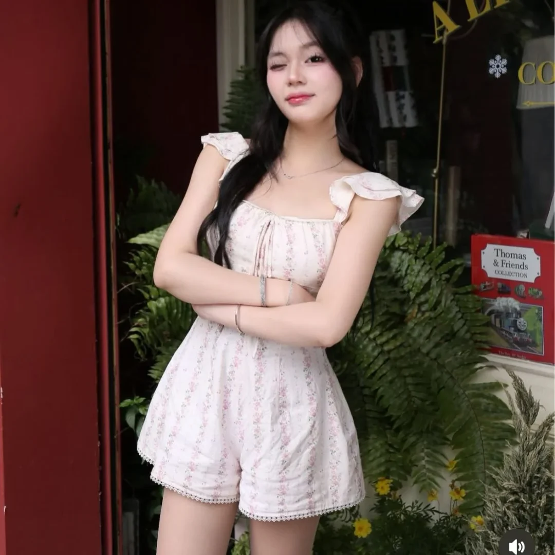 Ảnh 1 của Yếm hoa mùa hè
