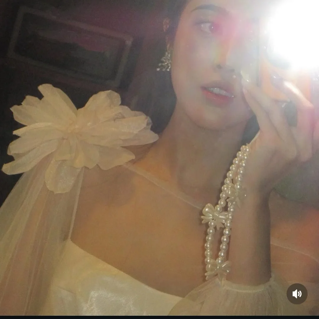Photo 6 of Set váy lụa choàng hoa nữ