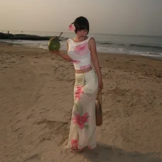 Photo 2 of Set đi biển dịu dàng