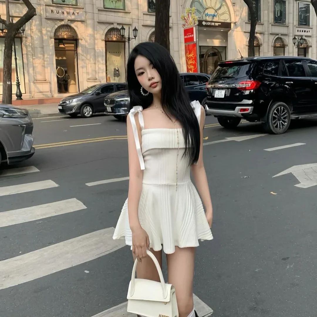 Ảnh 3 của Váy lông mịn tôn dáng nữ