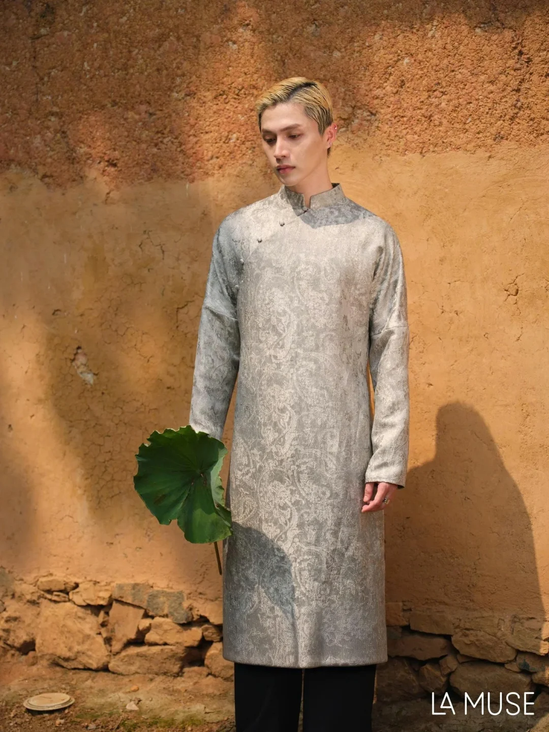 Ảnh 4 của Áo dài nam La Muse sang trọng