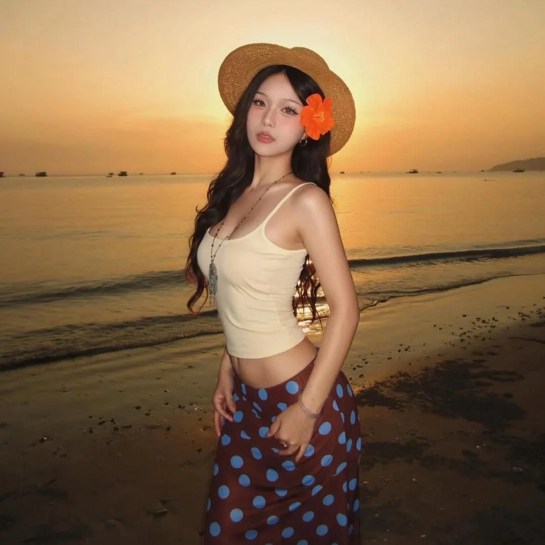 Ảnh 2 của Set váy chấm bi mùa hè