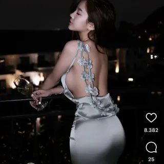 Ảnh 1 của Váy lụa đi biển