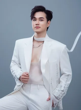 Ảnh 1 của Set vest trắng đính kết