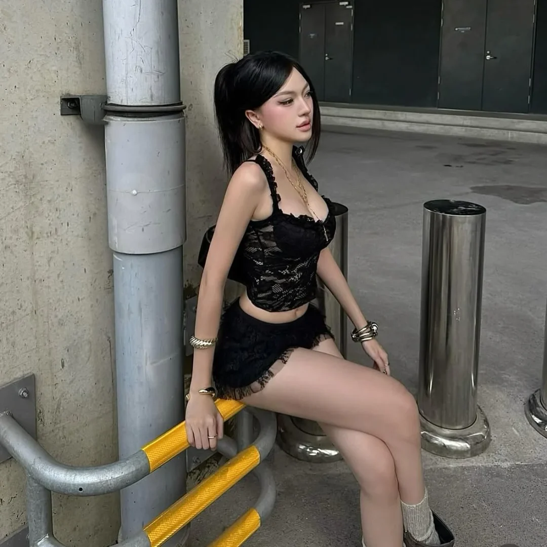 Photo 3 of Full set siu slay twenti