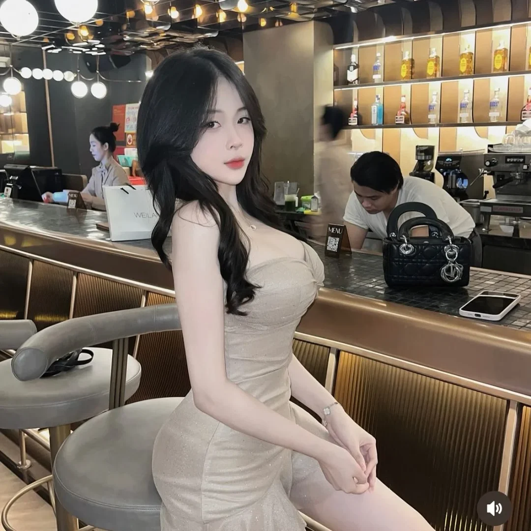 Photo 2 of Váy nữ cho thuê