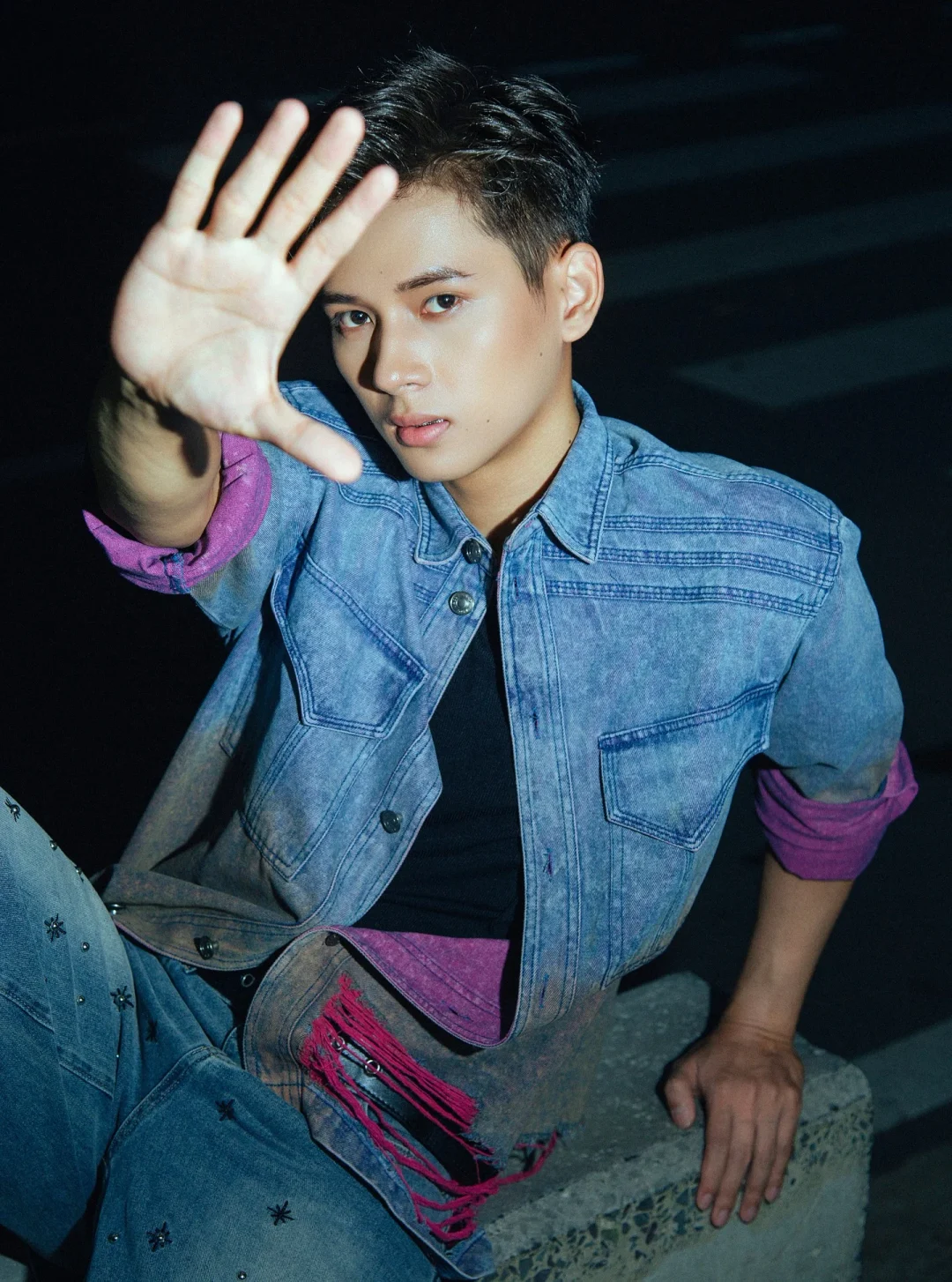 Photo 4 of Set đồ jeans nam cá tính