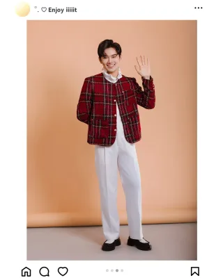 Photo 2 of Áo khoác đỏ vải tweed nam