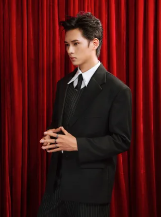 Ảnh 1 của Set vest đen phối layer nam