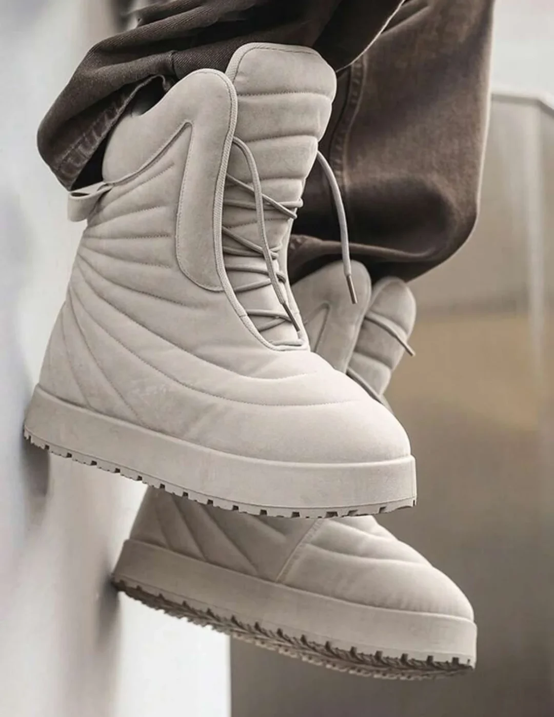 Photo 3 of Boots thể thao siêu chất