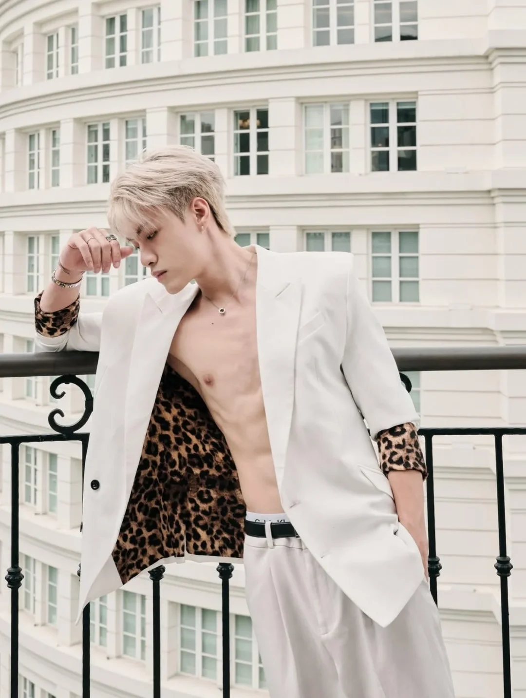 Ảnh 1 của Set vest trắng nam
