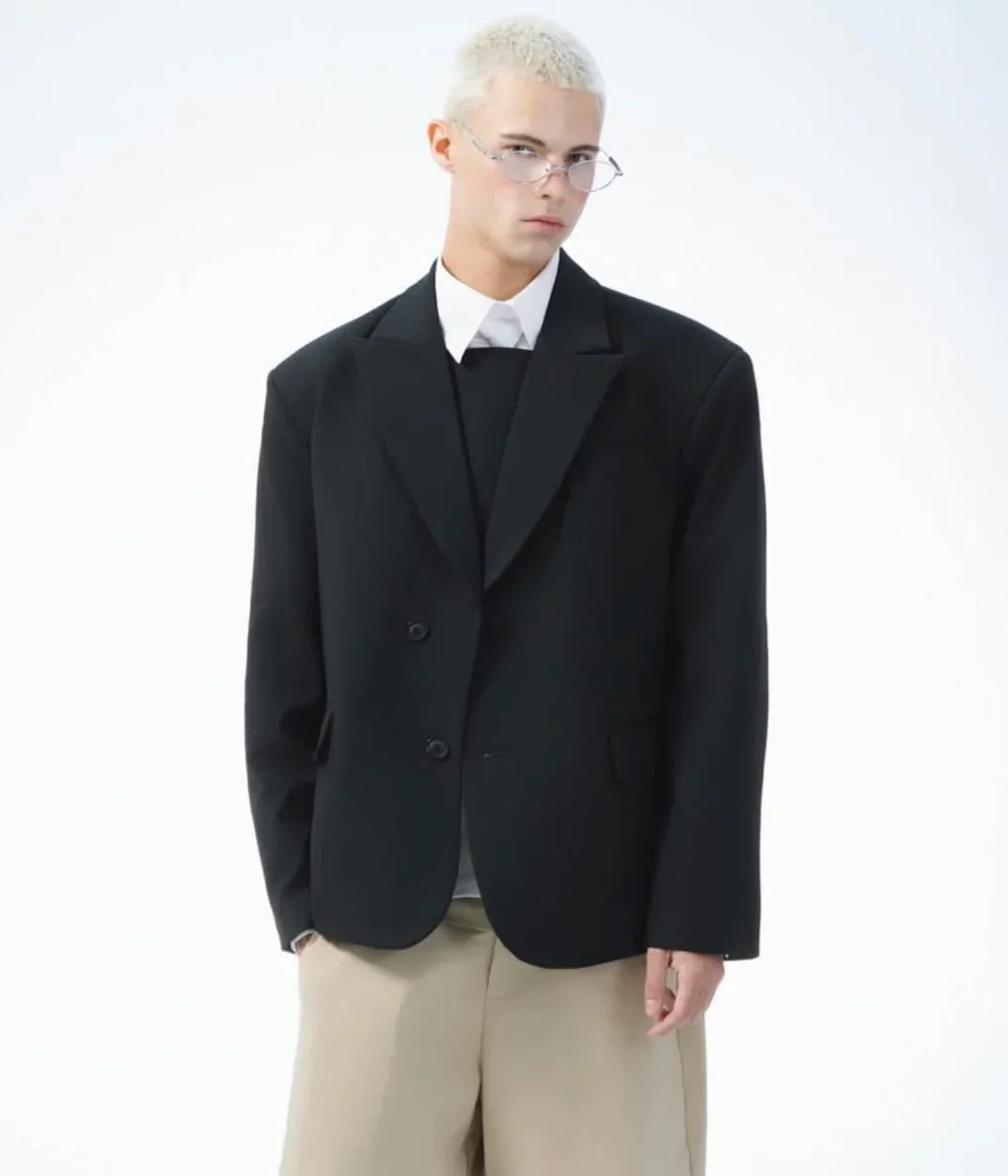 Photo 1 of Blazer đen nam Blanke