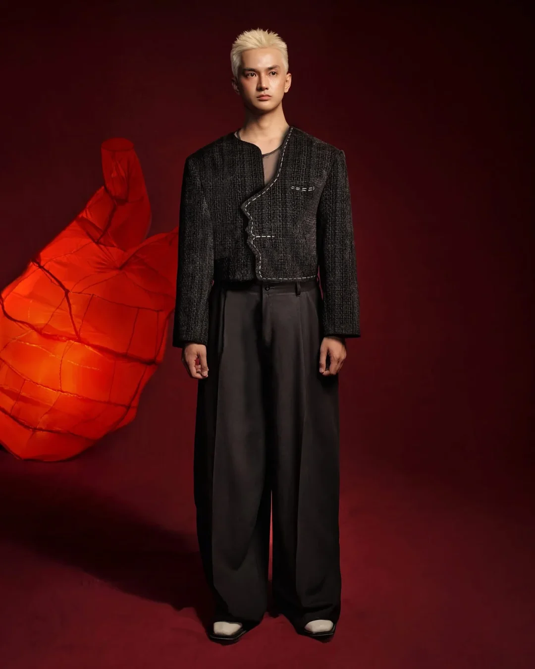 Photo 2 of Áo khoác tweed crop nam
