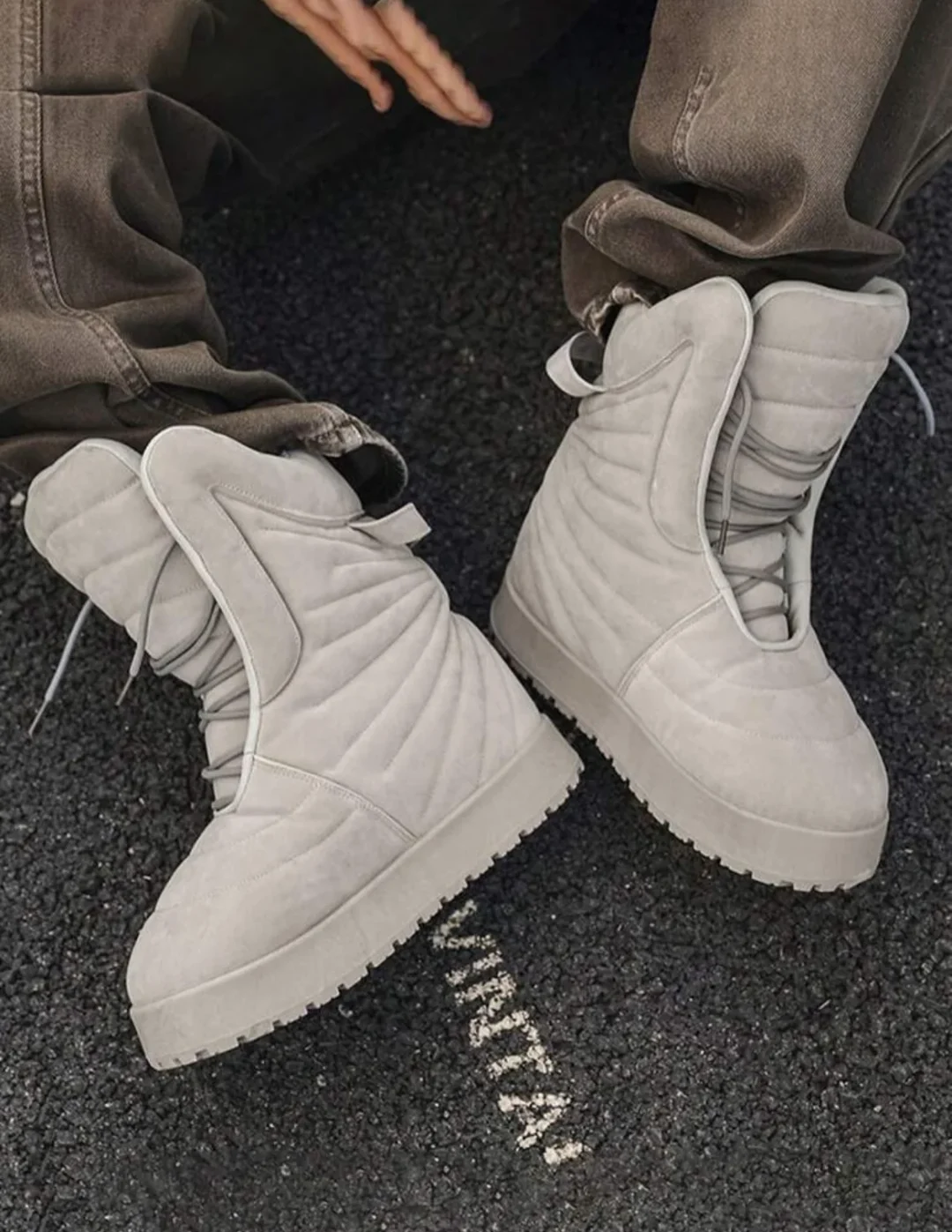 Photo 1 of Boots thể thao siêu chất