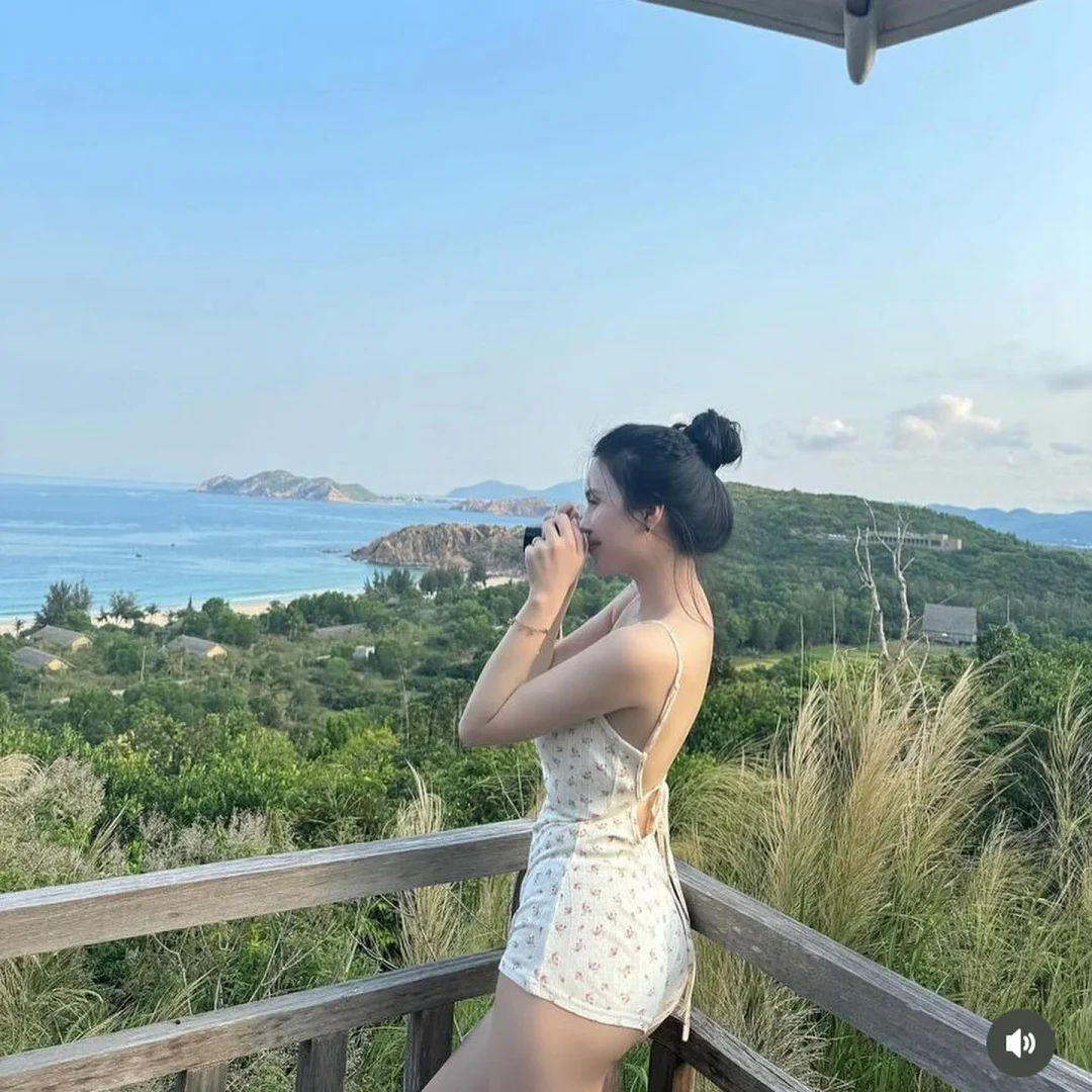 Photo 6 of Váy ôm body đi biển