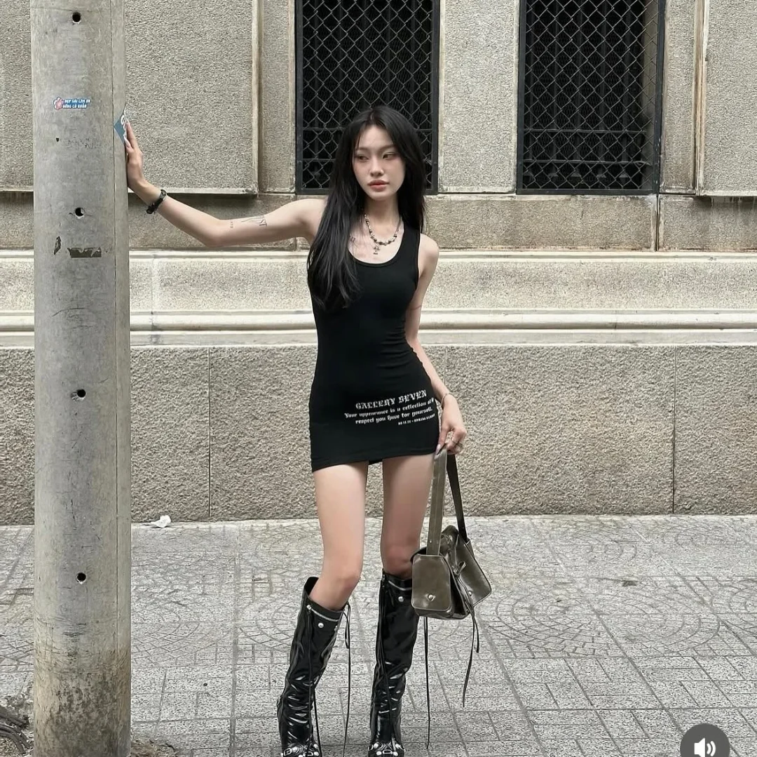 Ảnh 2 của Váy nữ Gallery Seven