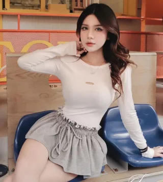 Photo 3 of Set xám ôm dáng nữ