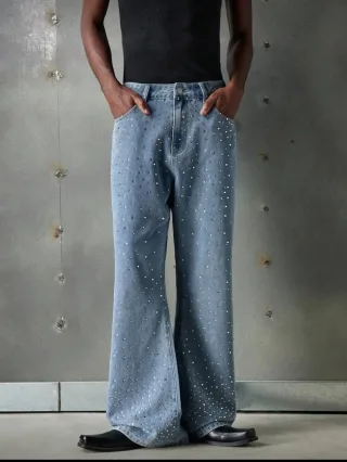 Ảnh 1 của Quần jeans đính đá ống loe nam