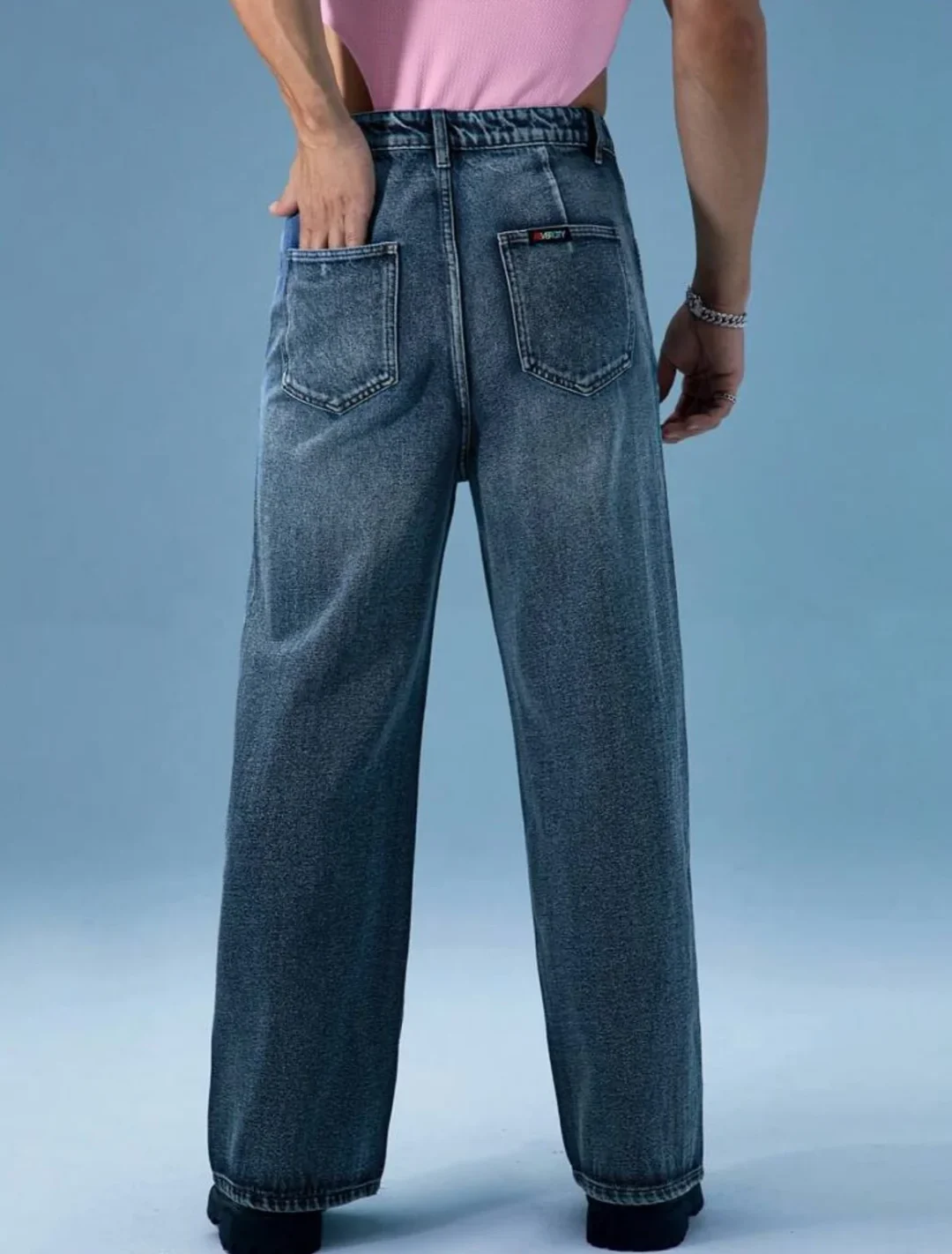 Ảnh 2 của Quần jeans đính đá ống suông nam