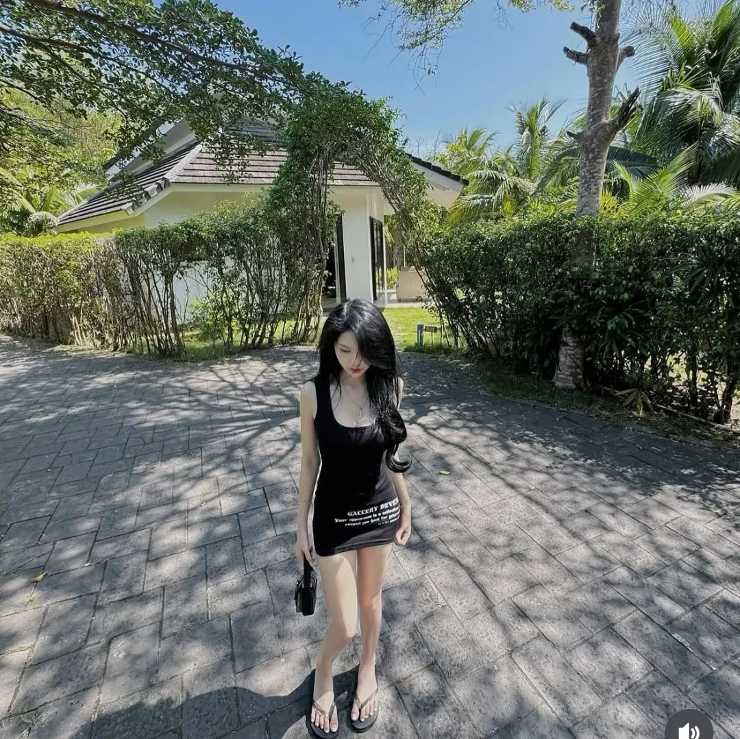Ảnh 5 của Váy nữ Gallery Seven