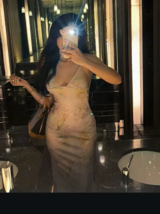 Photo 3 of Đầm hở lưng sexy