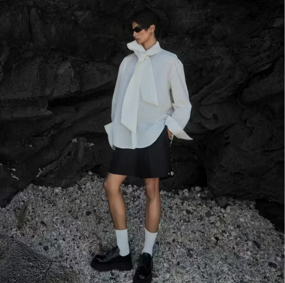 Photo 2 of Sơ mi oversize unisex cột dây