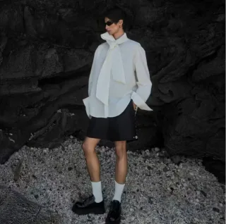 Photo 2 of Sơ mi oversize unisex cột dây