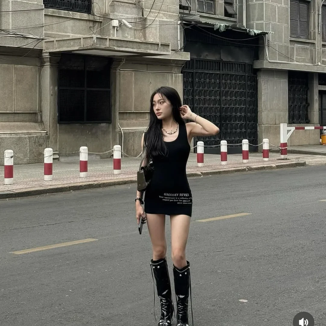 Ảnh 3 của Váy nữ Gallery Seven