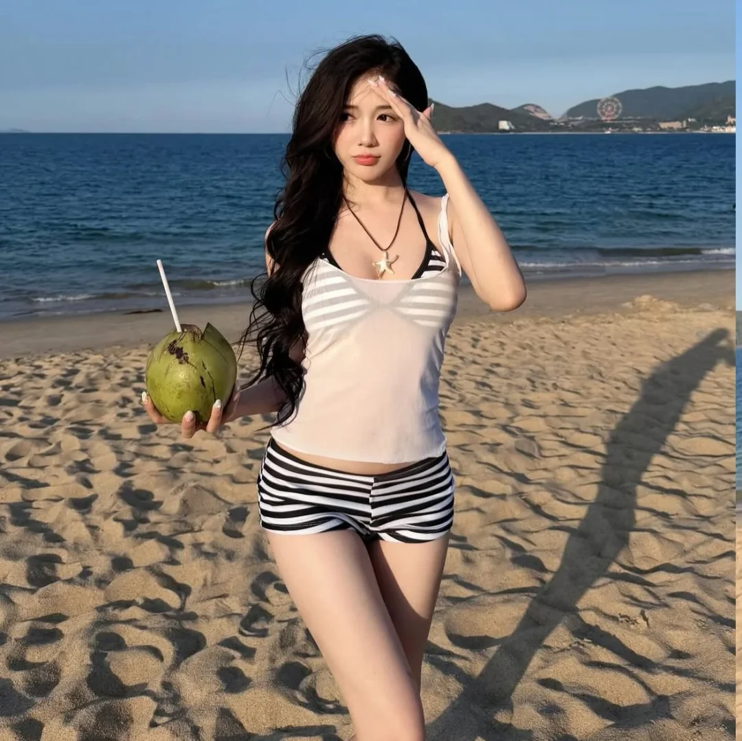 Ảnh 7 của Bikini đi biển