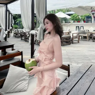 Photo 4 of Váy đi biển dáng dài xẻ tà