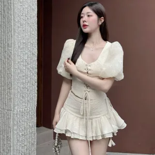Ảnh 4 của Set áo cổ vuông chân váy