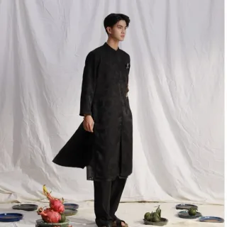 Ảnh 3 của Áo dài nam đen thêu chìm