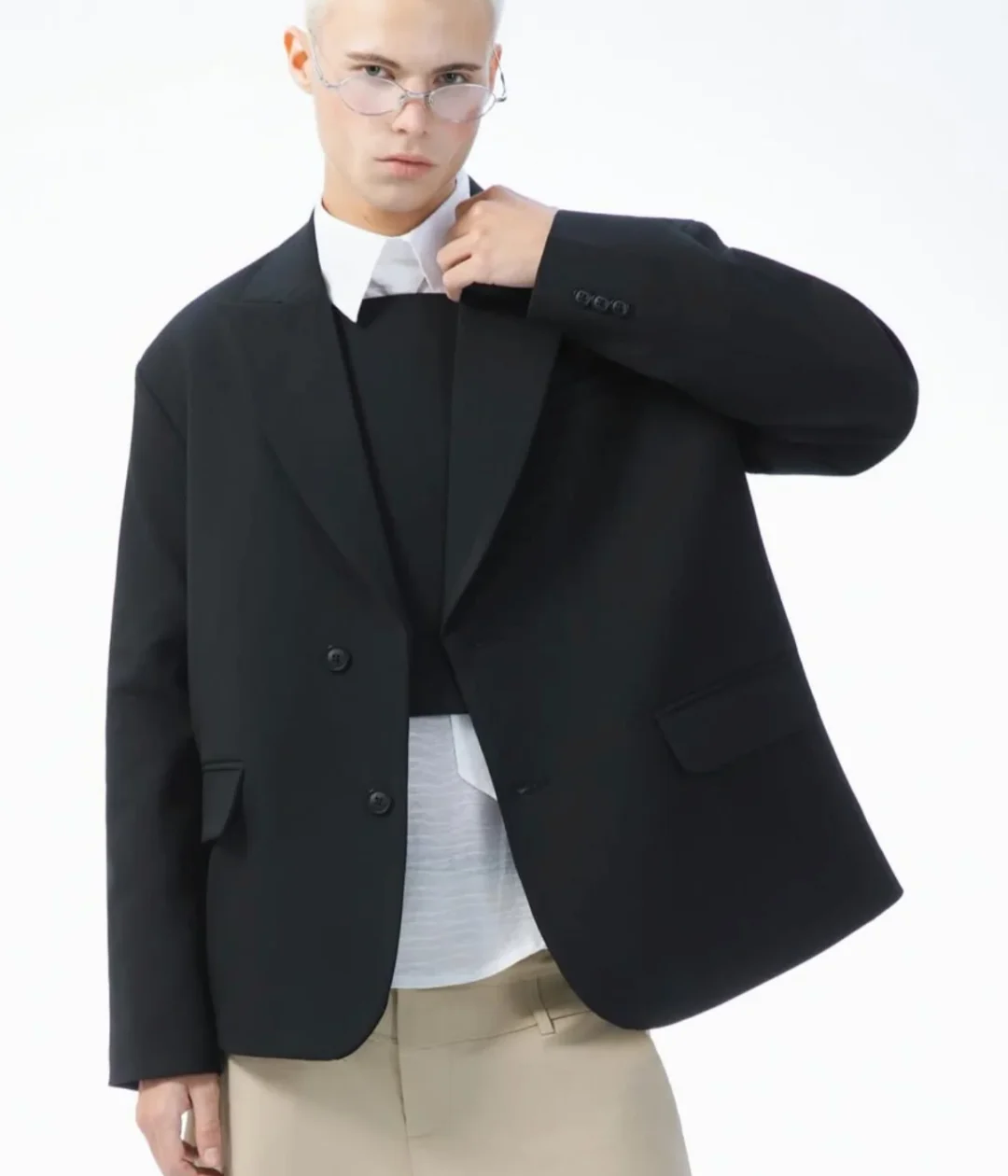 Photo 3 of Blazer đen nam Blanke
