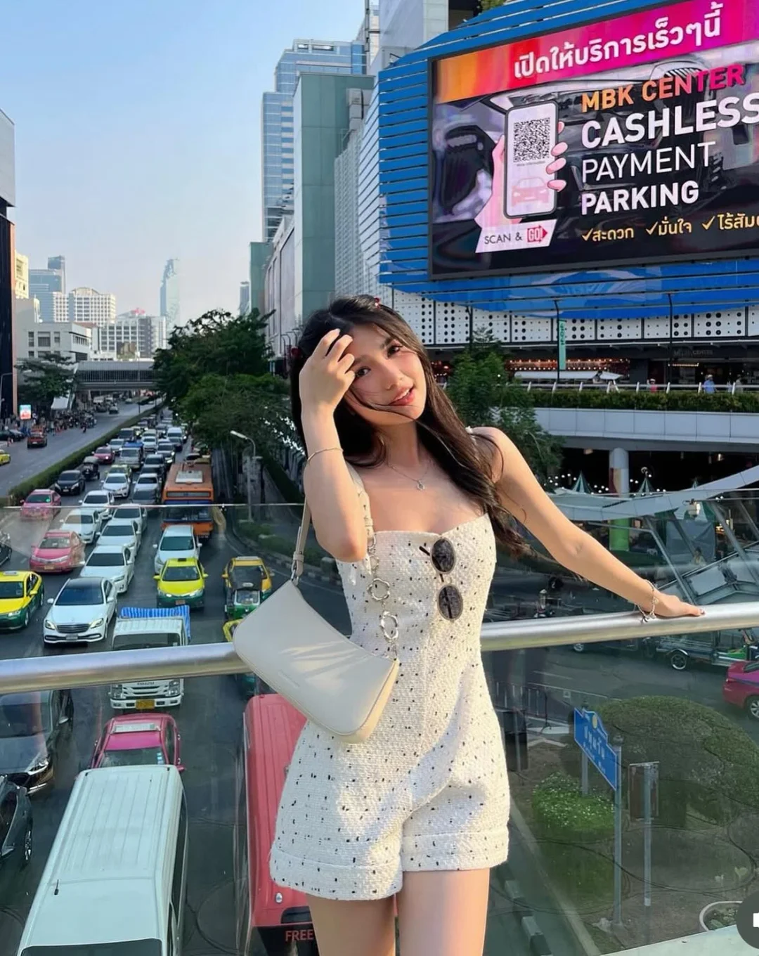Photo 4 of Jumpsuit hot mặc đi đâu cũng hợp