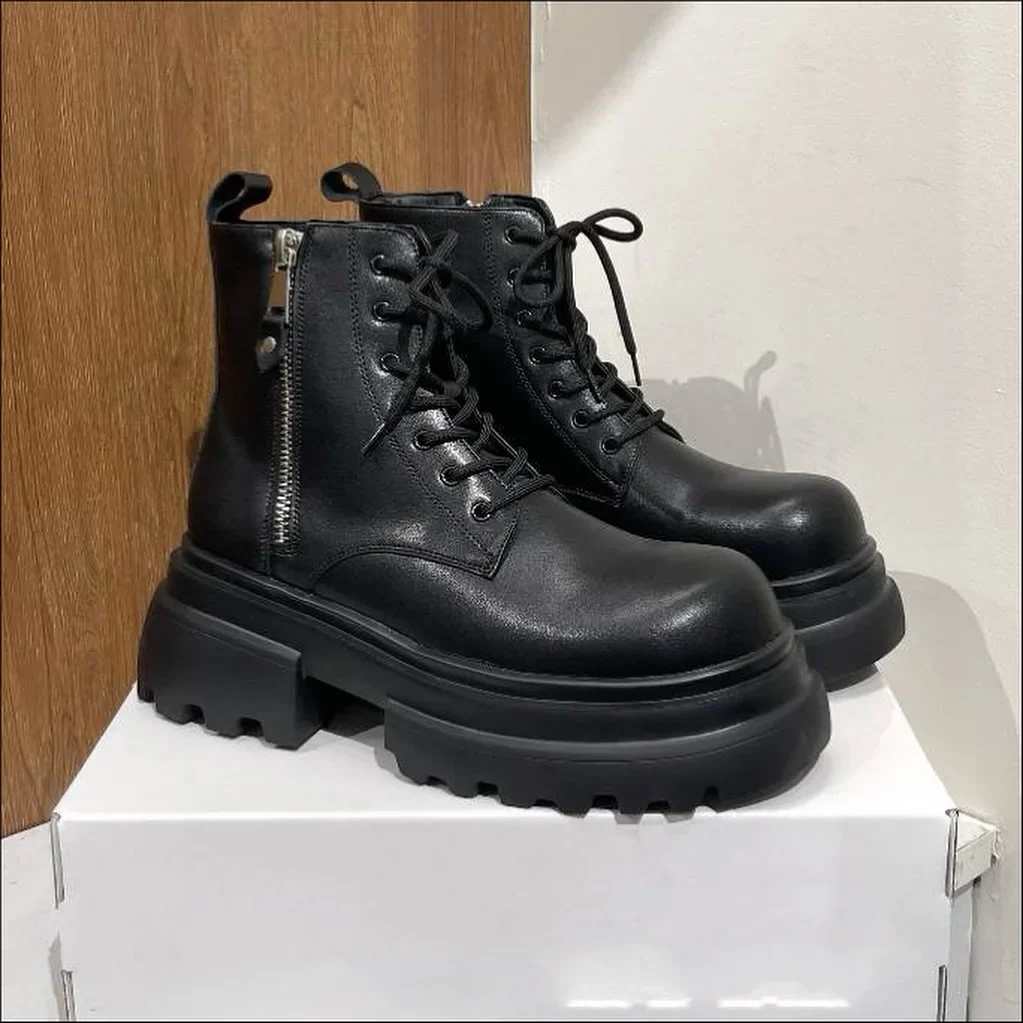 Photo 3 of Chelsea boots nam đen