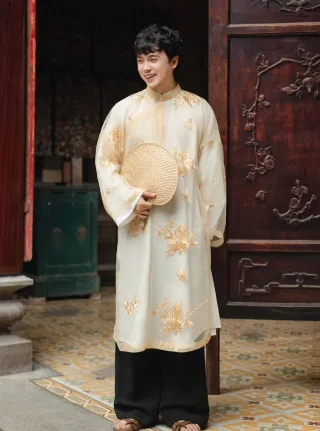 Photo 3 of Áo dài nam OAO hoa vàng cúc