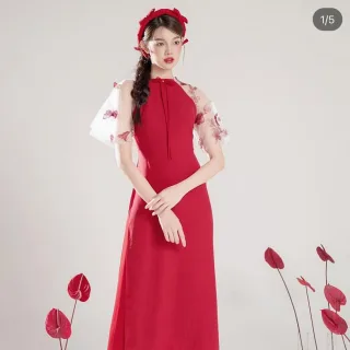 Photo 4 of Áo dài họa tiết bướm ren