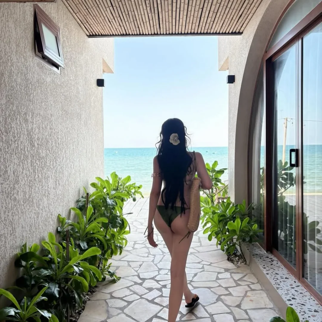Ảnh 5 của Bikini tôn dáng