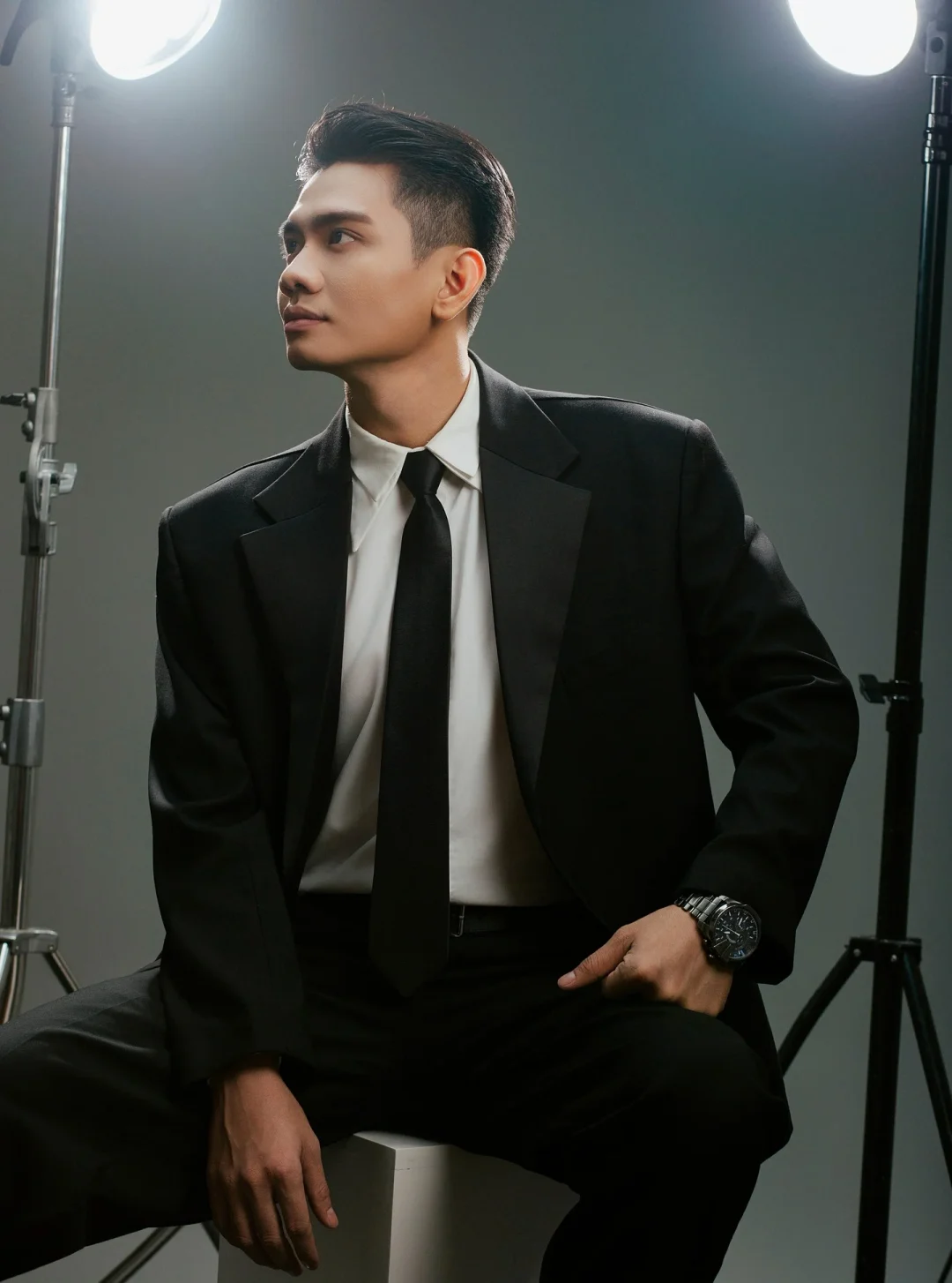 Ảnh 1 của Vest đen nam độn vai