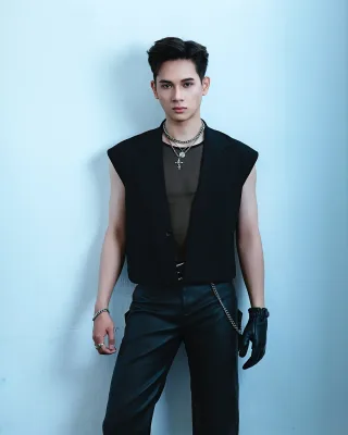 Photo 1 of Set gile hở ngực kèm quần da nam