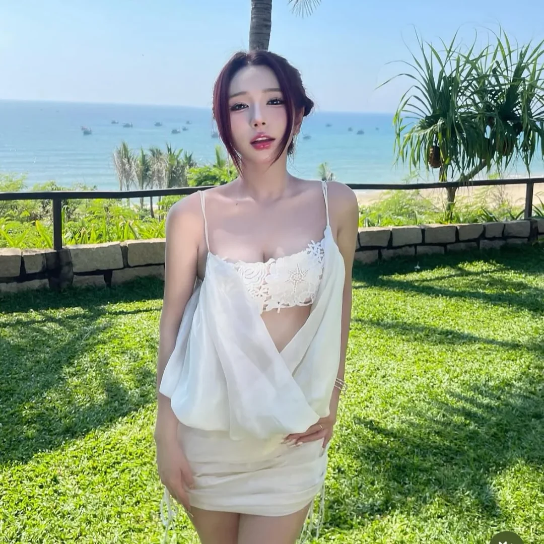 Ảnh 2 của Váy sexy sang chảnh
