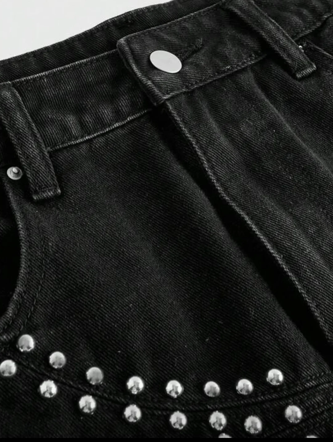 Photo 4 of Jeans nam đính kim loại cool ngầu