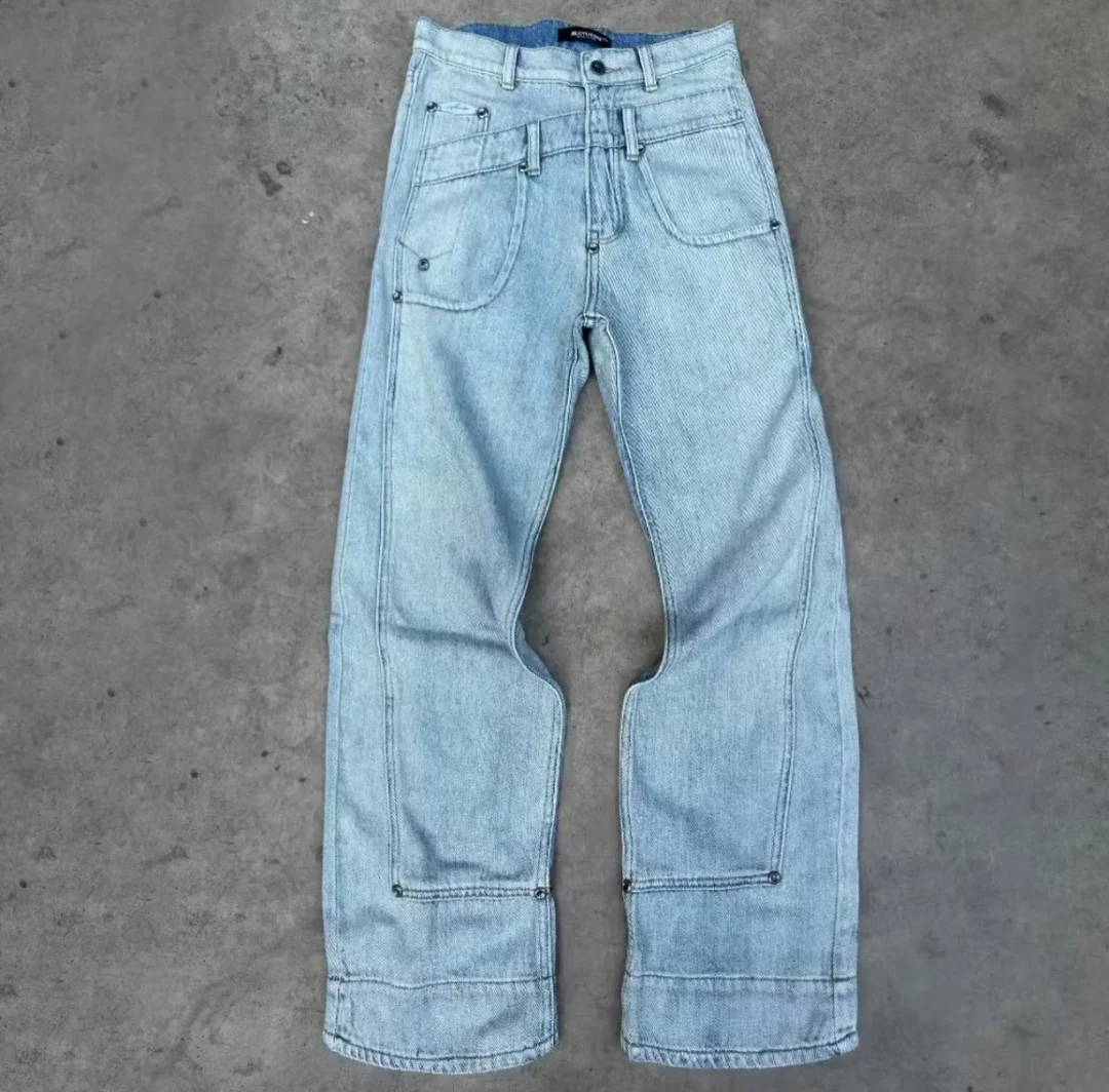 Photo 2 of Quần jeans ống suông unisex