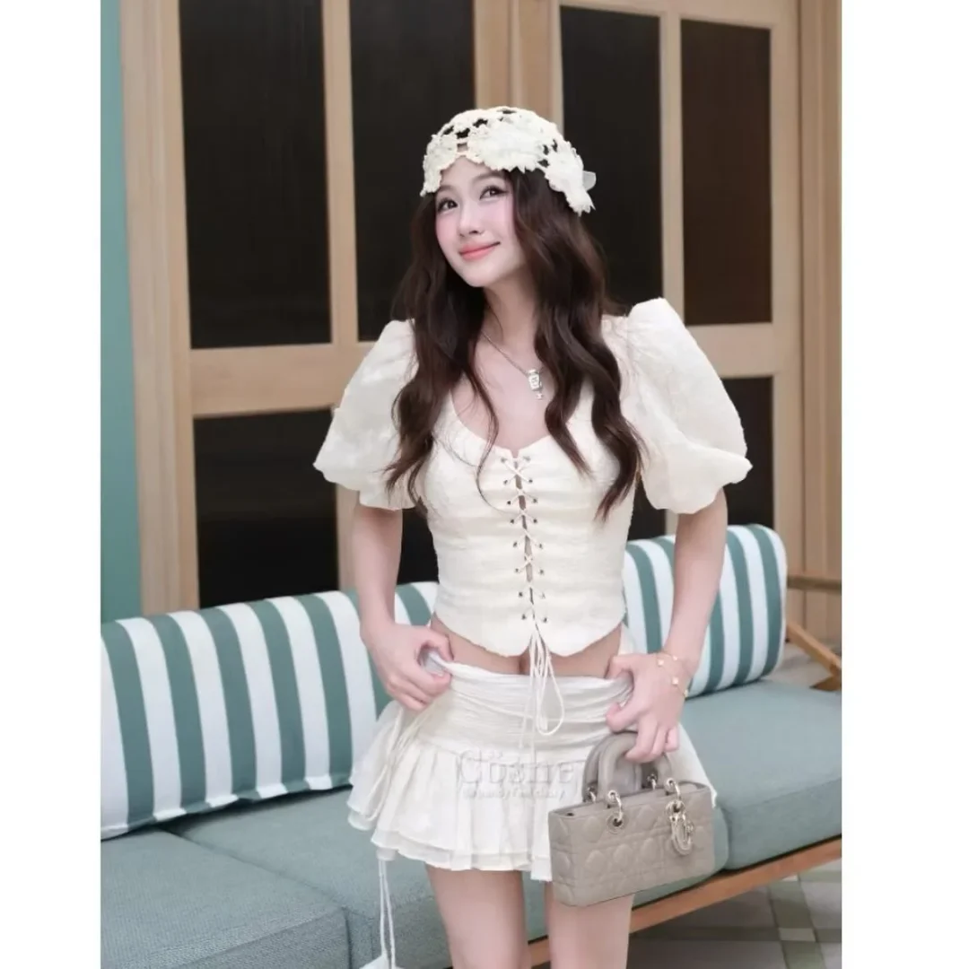 Ảnh 5 của Set áo cổ vuông chân váy