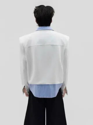 Photo 4 of Khoác trắng layer sơ mi kẻ