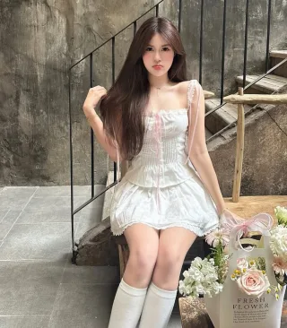 Ảnh 3 của Mẫu xinh mùa hè nữ