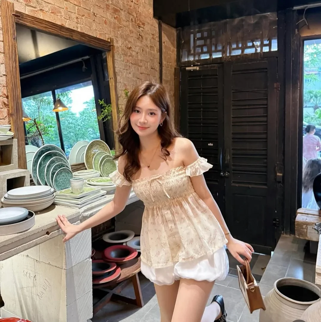 Ảnh 3 của Váy nữ Areum Room